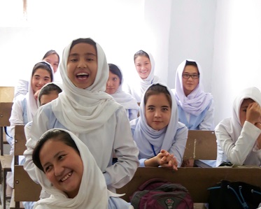Felisa Hervey, Hiding Among Smiles. Kabul, Afghanistan, 2014. 